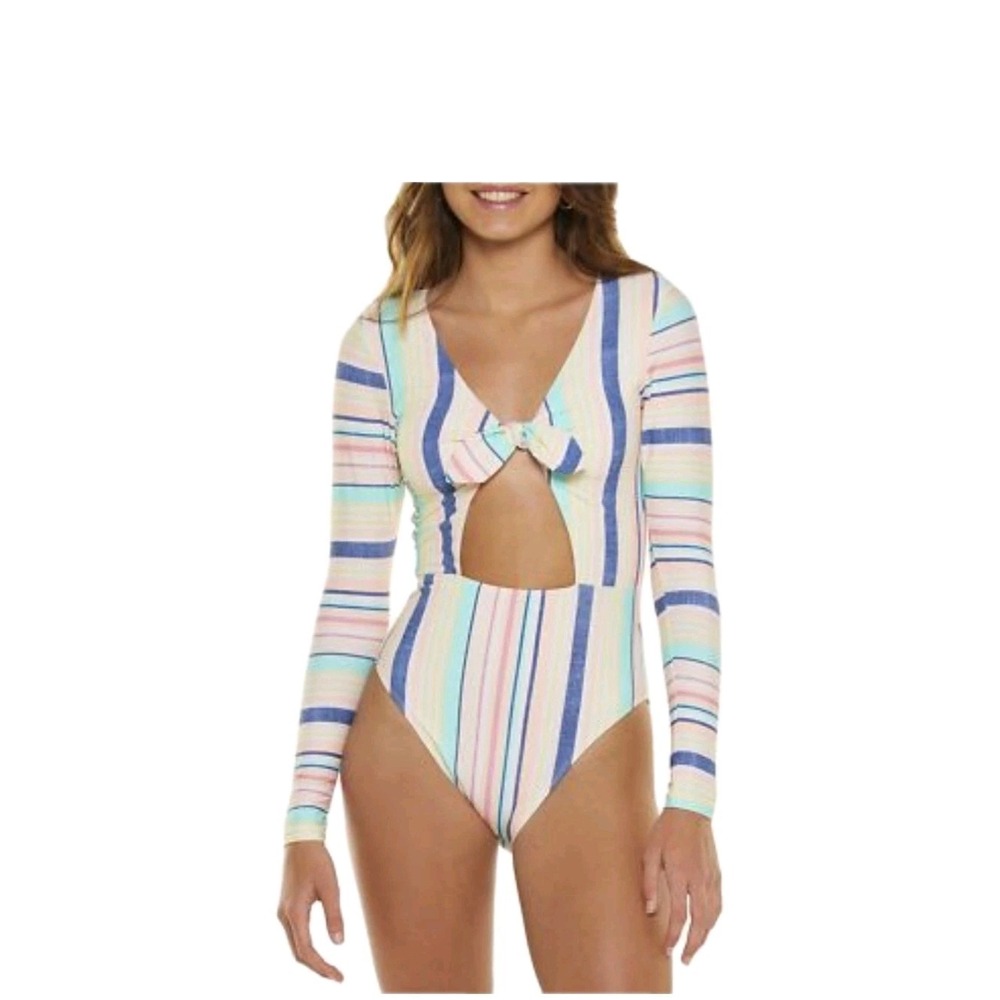 Celebrity Pink Keyhole Surf One Piece Swimsuit‎ Size M (7-9) Multicolor
